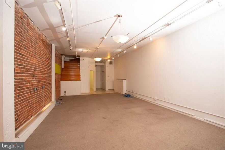 More Photos Of 222 Church St, Philadelphia Storefront Retail Office For Lease