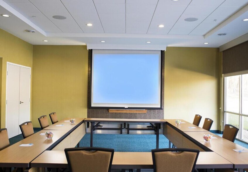 More Photos Of , Wisconsin Dells Hospitality For Sale