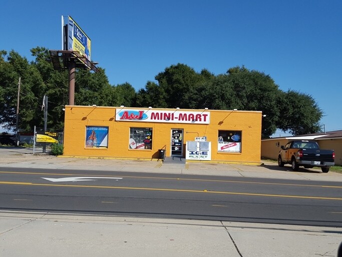 270 Iberville Dr  