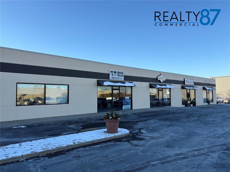 More Photos Of 1146 Blairs Ferry Rd NE, Cedar Rapids Freestanding For Lease