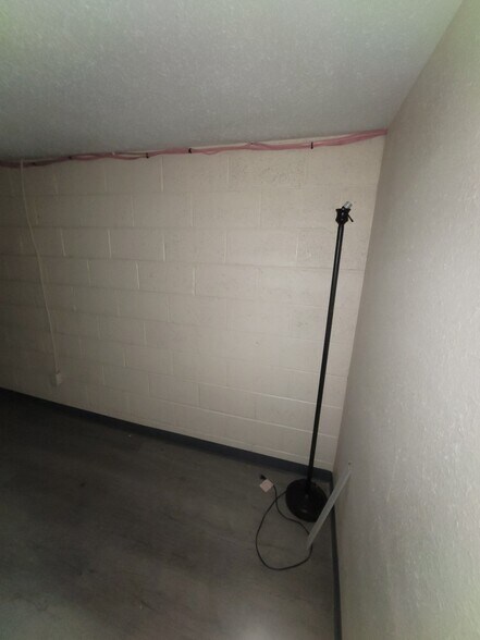 More Photos Of 1458 W 32nd St, Indianapolis Apartments For Sale