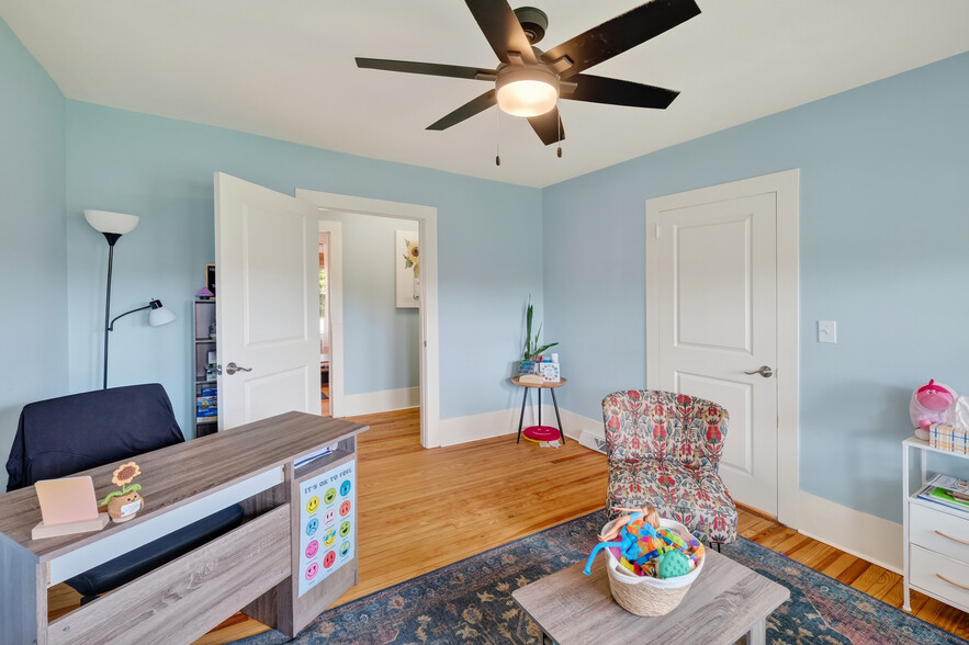 More Photos Of 402 W Main St, Williamston Medical For Sale