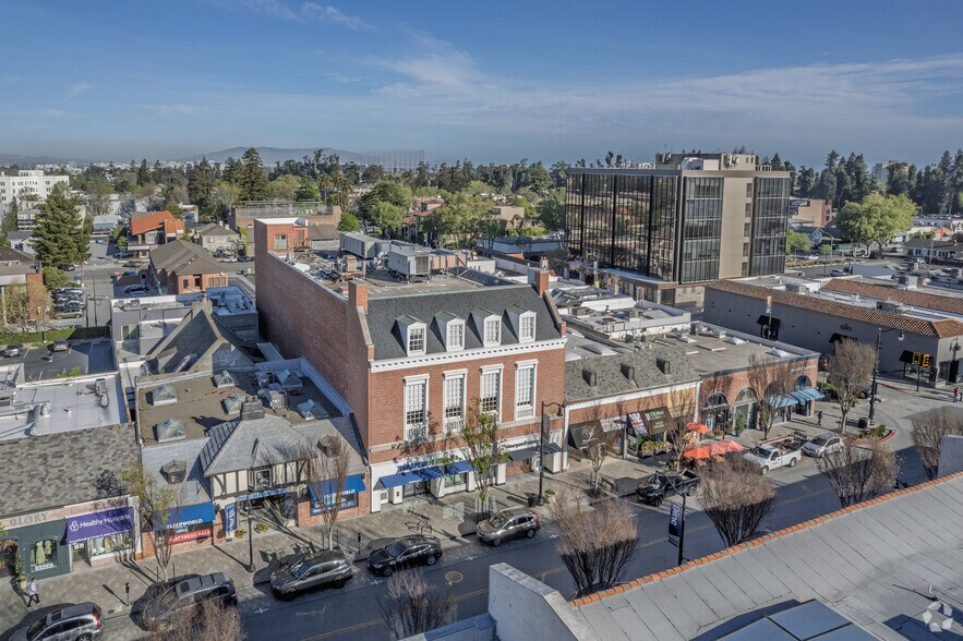 More Photos Of 1420-1422 Burlingame Ave, Burlingame Storefront For Lease