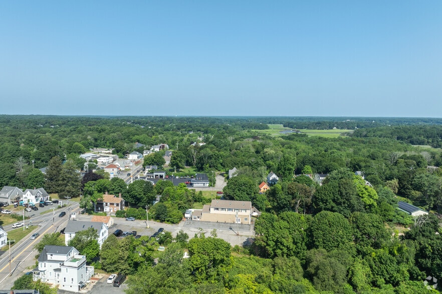 More Photos Of 55-R Main St, Kingston Freestanding For Sale