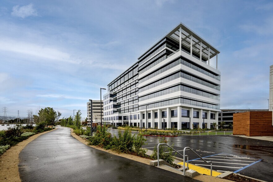 More Photos Of 567 Airport Blvd, Burlingame Office For Lease