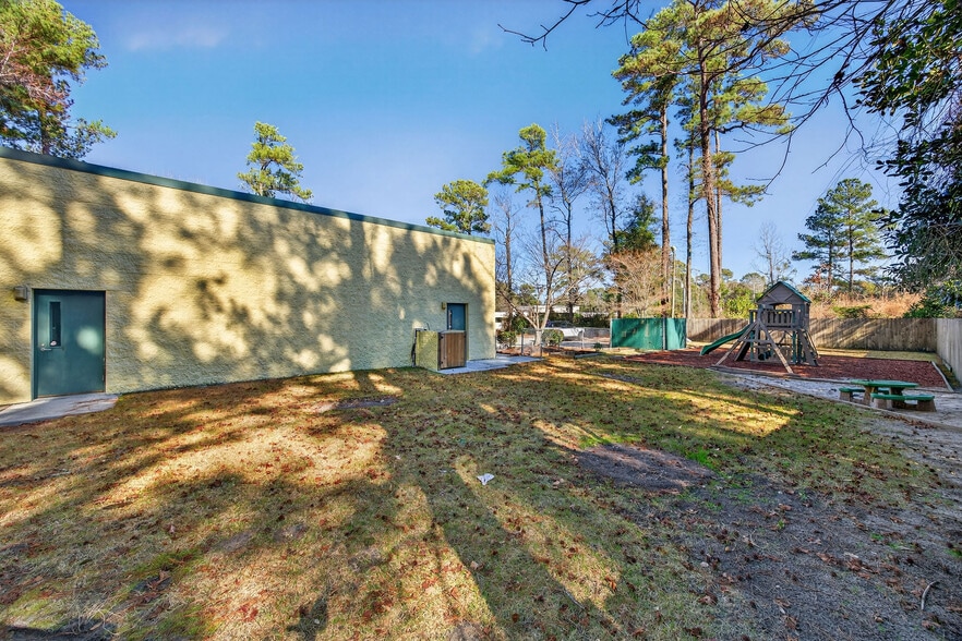 More Photos Of 3910 Princess Place Dr, Wilmington Daycare Center For Lease