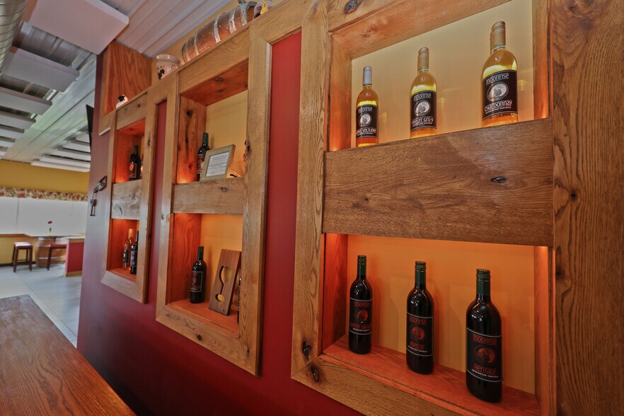 More Photos Of 7785 Hill Rd, Watervliet Specialty For Sale