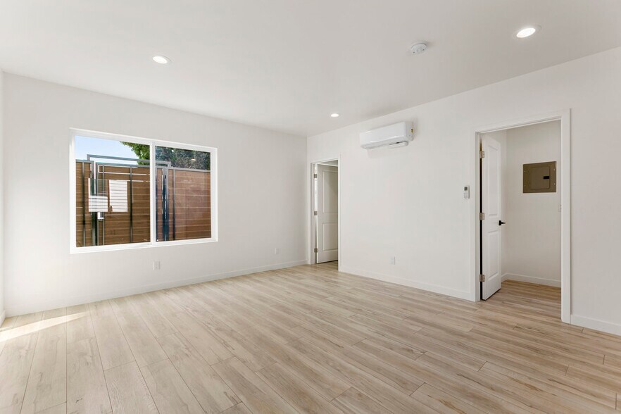 More Photos Of 4050 Euclid Ave, San Diego Apartments For Sale