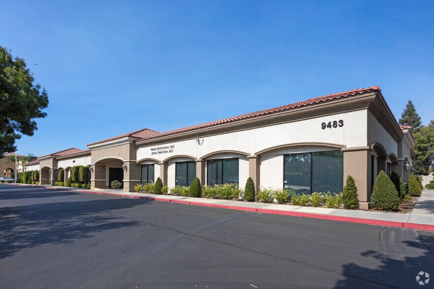 More Photos Of 9499 N Fort Washington Rd, Fresno Unknown For Lease