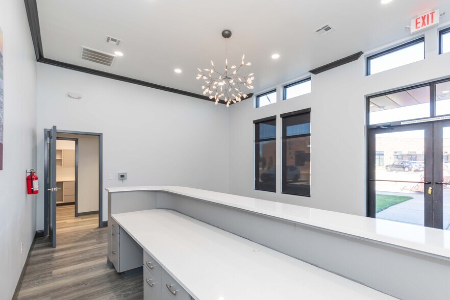 More Photos Of 7629 Hillside Rd, Amarillo Medical For Lease