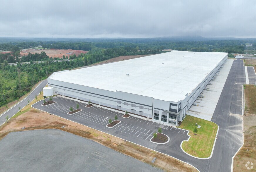 More Photos Of 1500 Delta Dr, Gastonia Distribution For Lease