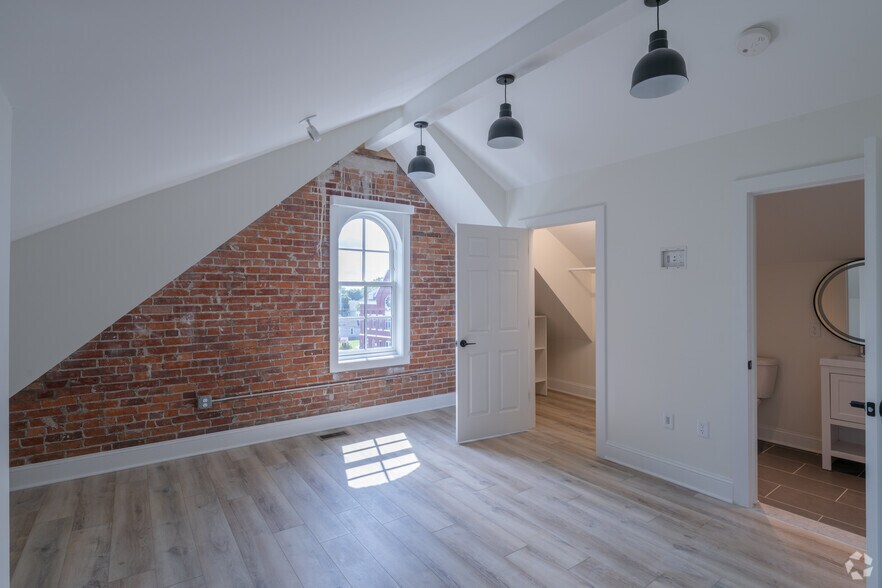 More Photos Of 204 High St, Buffalo Apartments For Sale