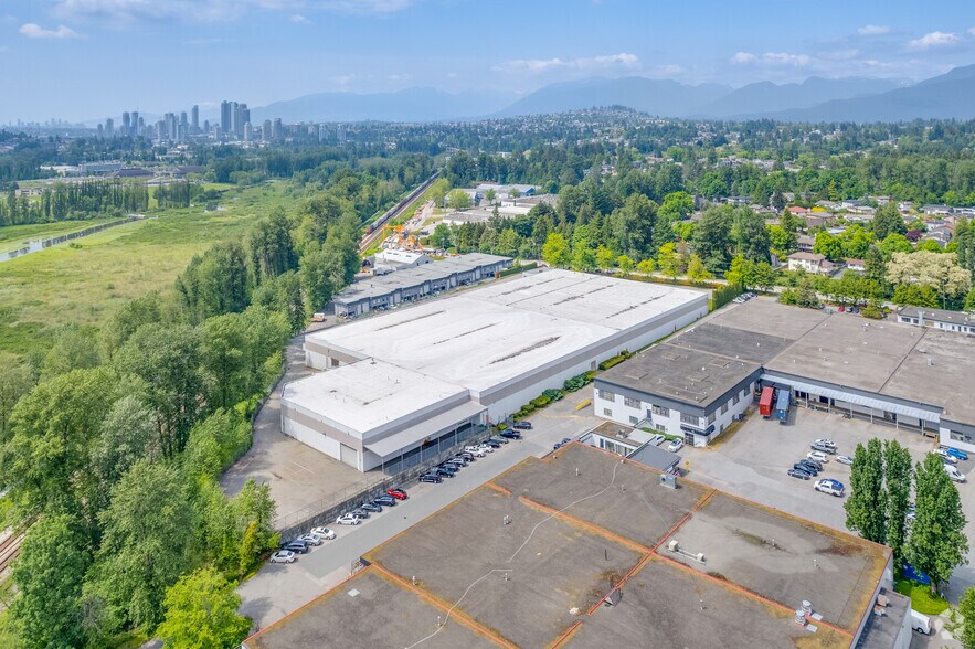 More Photos Of 7260 Winston St, Burnaby Light Distribution For Lease