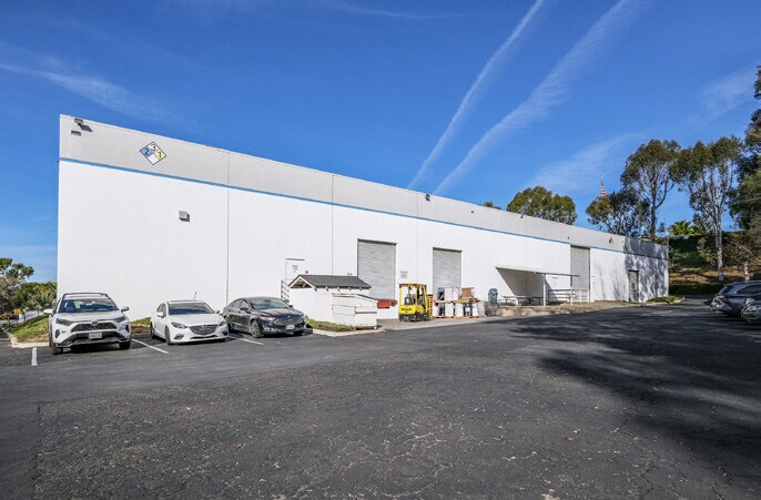 More Photos Of 1050 Cindy Ln, Carpinteria Light Manufacturing For Sale