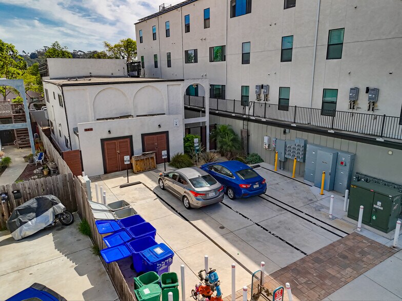 More Photos Of 5411 Lauretta St, San Diego Multifamily For Sale