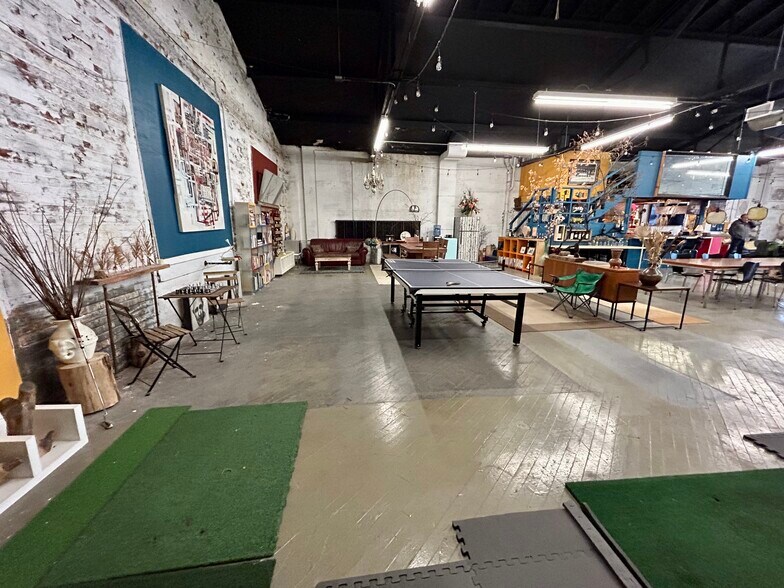 More Photos Of 20-34 Park Ave, Paterson Office For Sale