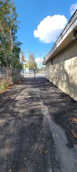 More Photos Of 3203 N Nebraska Ave, Tampa Freestanding For Lease