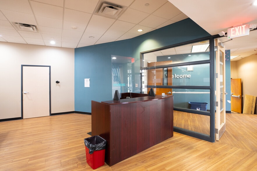 More Photos Of 10330 Hickman Mills Dr, Kansas City Office For Sale