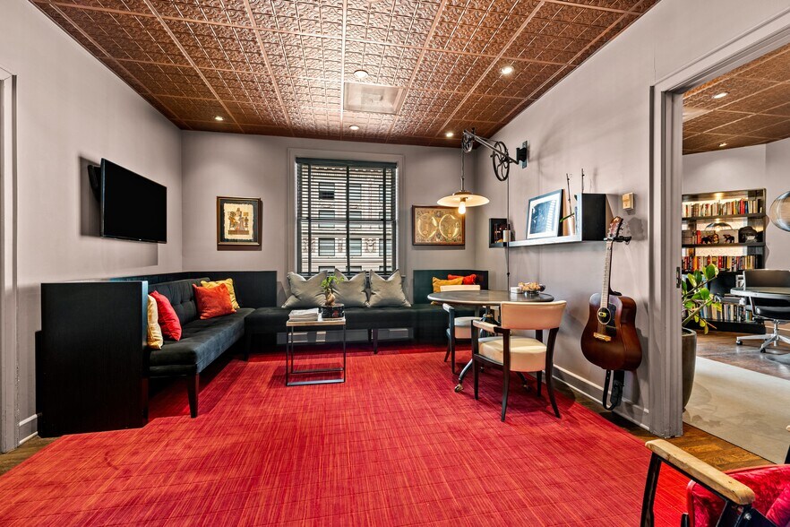 More Photos Of 730 17th St, Denver Office For Sale