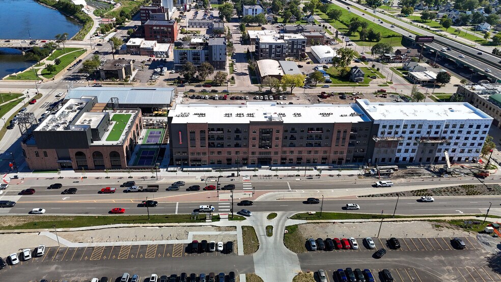 More Photos Of 151 1st Avenue SW, Cedar Rapids Apartments For Lease