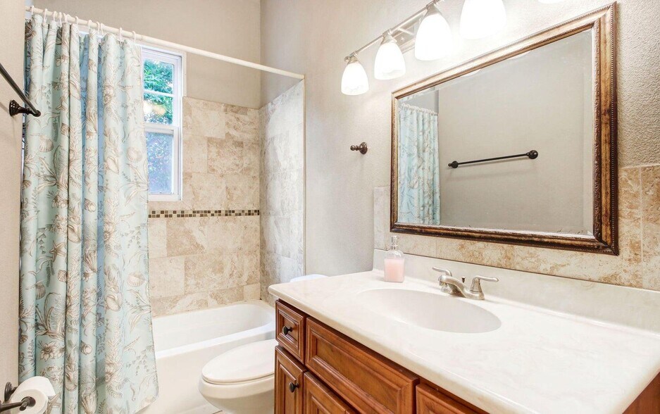 More Photos Of 211 S US Highway 17, East Palatka Apartments For Sale