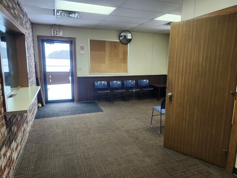 More Photos Of 826 Franklin Rd, Mercer Medical For Lease