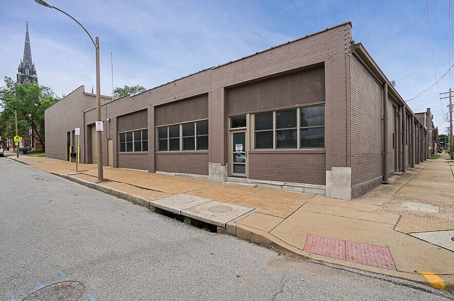 Primary Photo Of 2601 Ohio Ave, Saint Louis Manufacturing For Sale