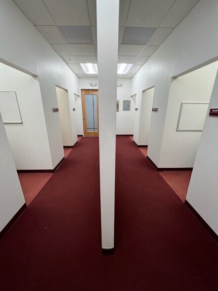 More Photos Of 634 Alpha Dr, Pittsburgh Office For Lease