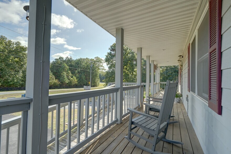 More Photos Of 2704 Lake Monticello Rd, Palmyra Office For Sale