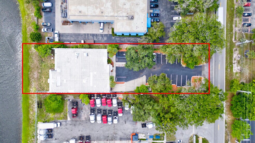 More Photos Of 2122 Blount Rd, Pompano Beach Warehouse For Lease