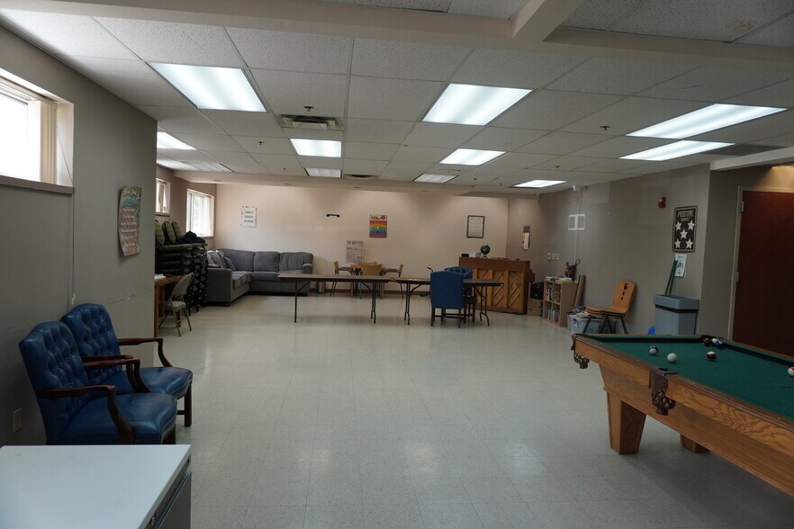 More Photos Of 3809 S 42nd St, Minneapolis Medical For Sale