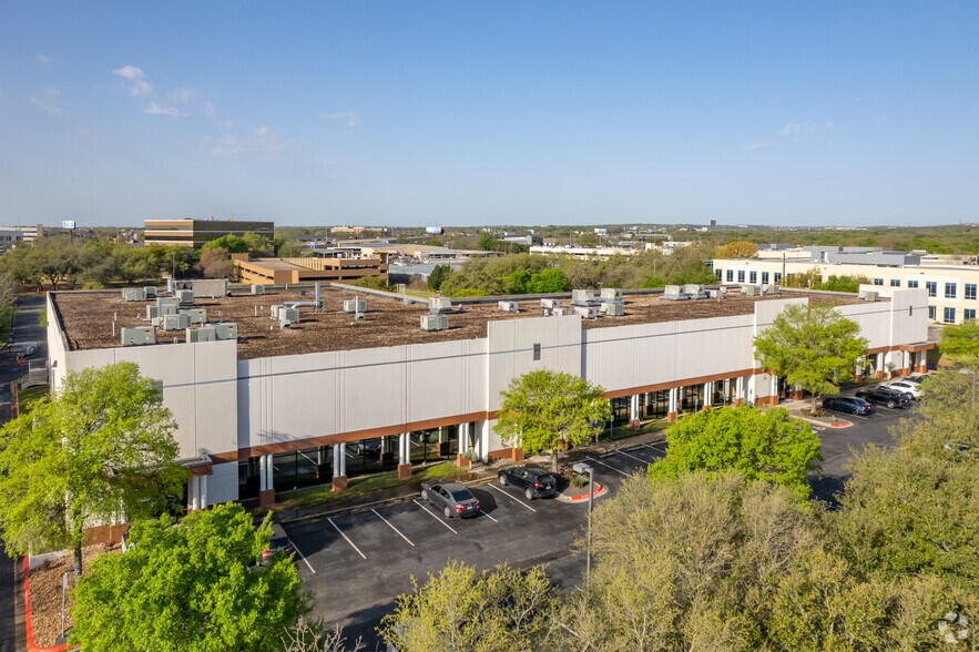 More Photos Of 4635 Boston Ln, Austin Light Manufacturing For Lease