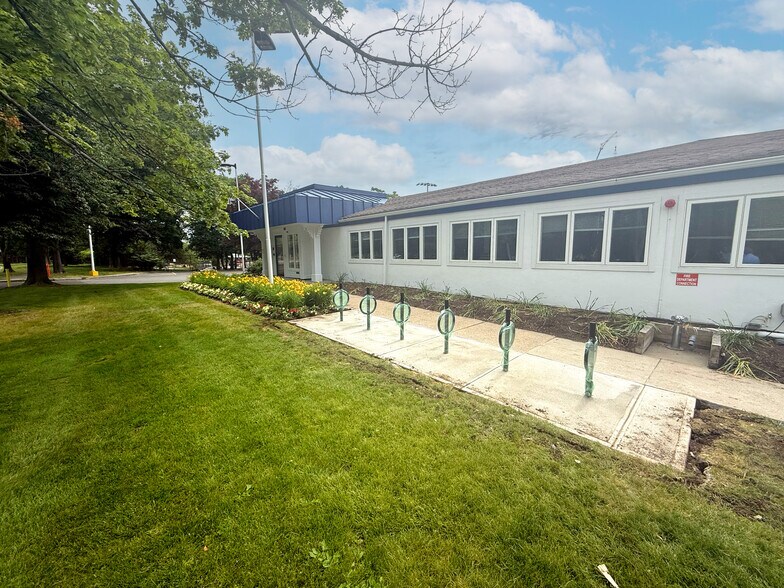More Photos Of 1120 Soldiers Field Rd, Boston Office For Lease