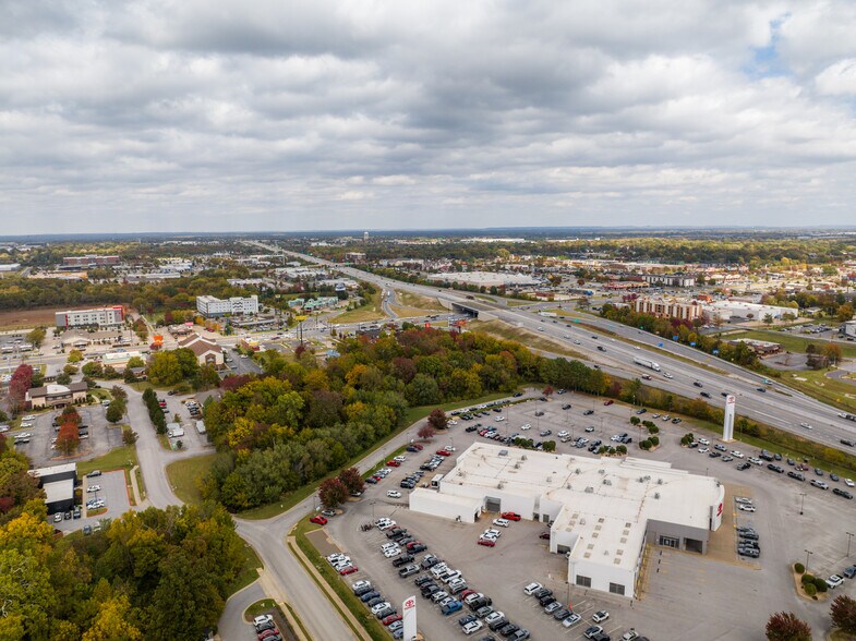 More Photos Of 301 SE Metro Pky, Rogers Land For Sale