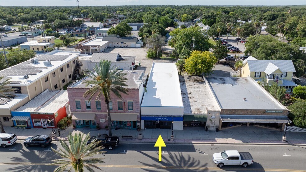 More Photos Of 419 Canal St, New Smyrna Beach Storefront Retail Office For Lease