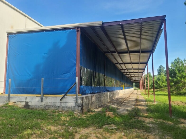 More Photos Of 741 Wellman Rd, Darlington Warehouse For Lease