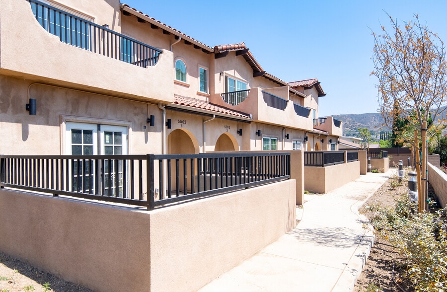 More Photos Of 5526 Los Angeles Ave, Simi Valley Apartments For Sale