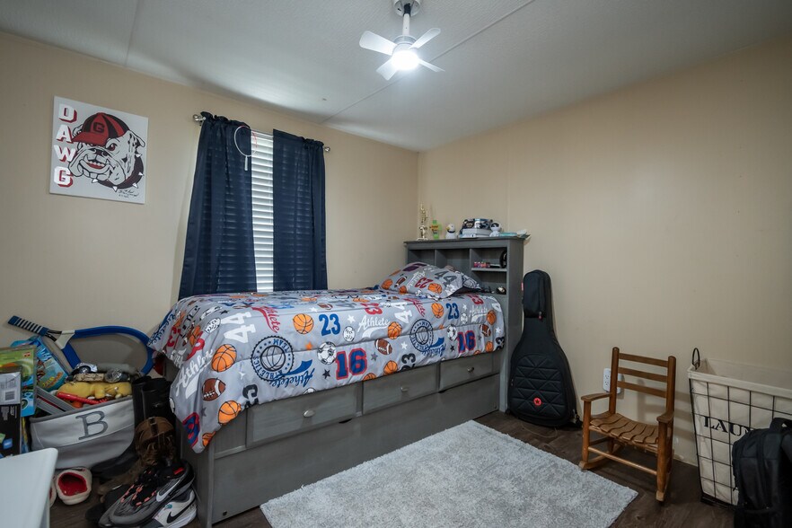 More Photos Of 3655 Neese Commerce Rd, Hull Multifamily For Sale