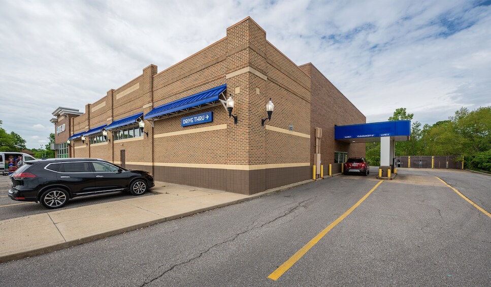 More Photos Of 479 Main St, Grafton Drugstore For Lease
