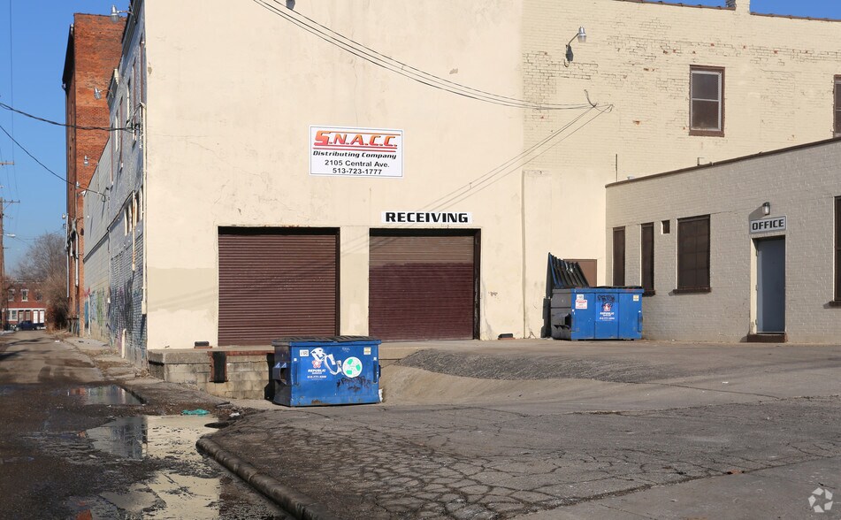 More Photos Of 2105 Central Ave, Cincinnati Warehouse For Lease