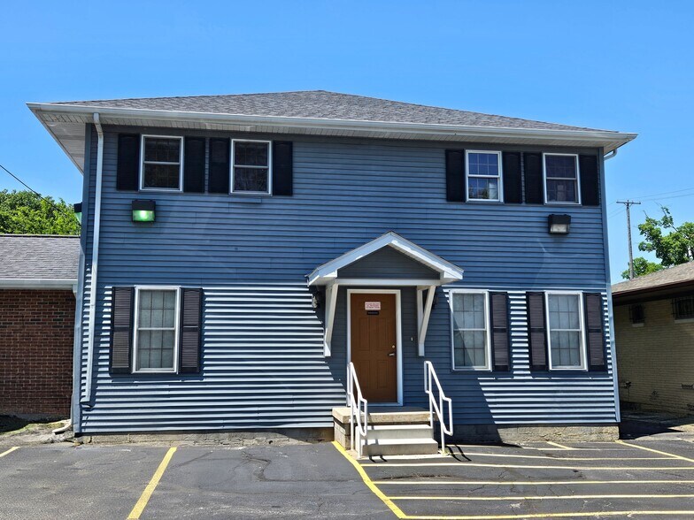 More Photos Of 820 N Michigan Ave, Saginaw Office For Sale