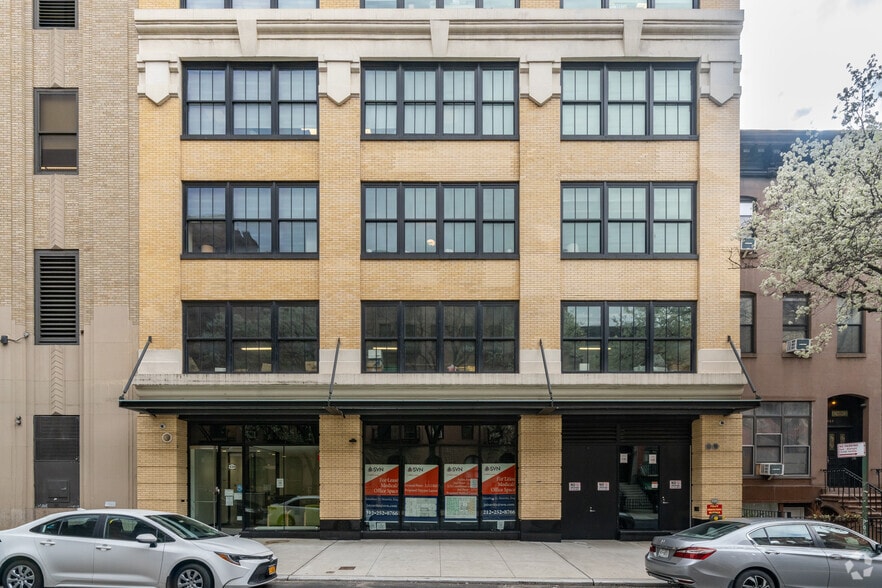 More Photos Of 438 W 51st St, New York Medical For Lease