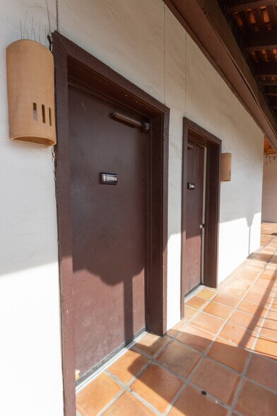 More Photos Of 1825-1845 E Northern Ave, Phoenix Office For Lease