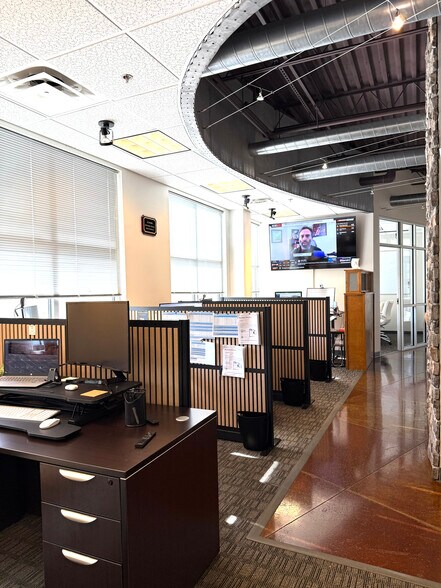 Primary Photo Of 3310 Aspen Grove Dr, Franklin Medical For Lease