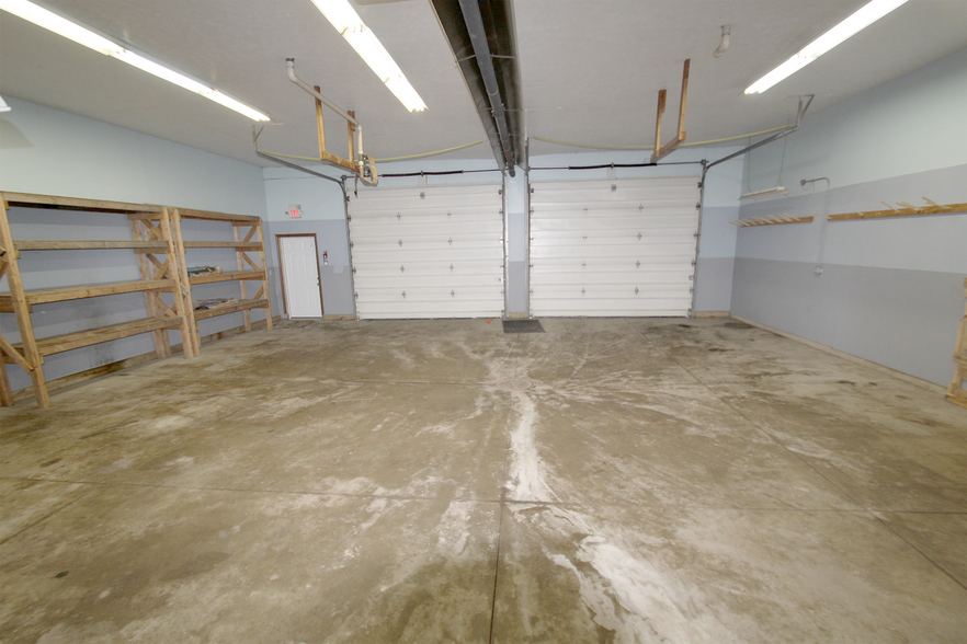 More Photos Of 3143 Whipple Dr, Barberton Warehouse For Sale