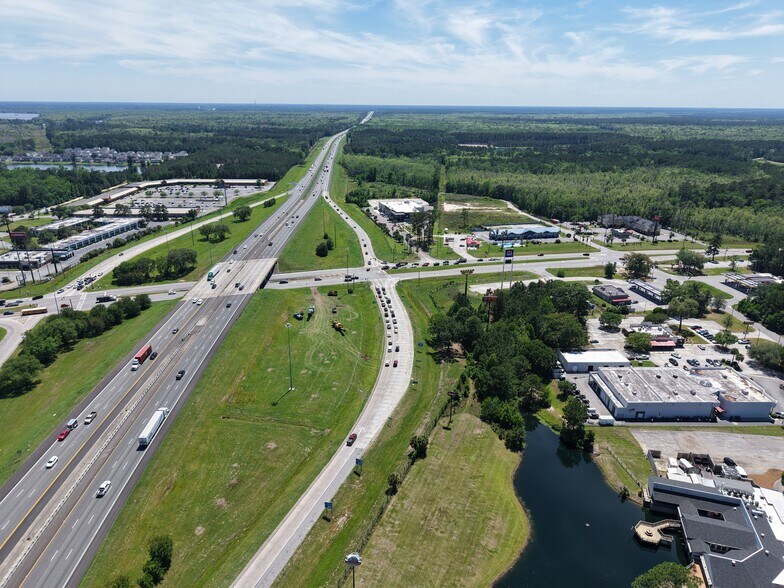 More Photos Of 6 Gateway Blvd W, Savannah Auto Dealership For Lease