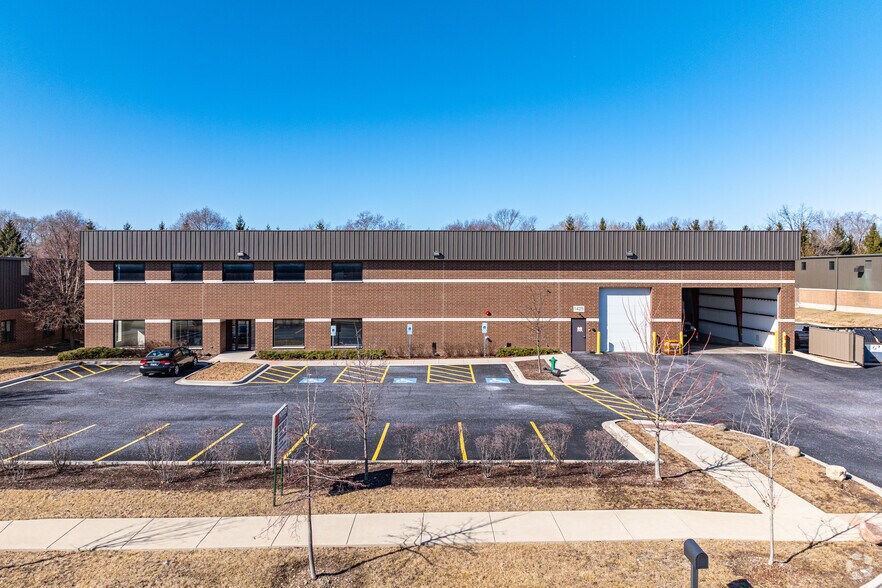 More Photos Of 1425 Nagel Blvd, Batavia Warehouse For Sale