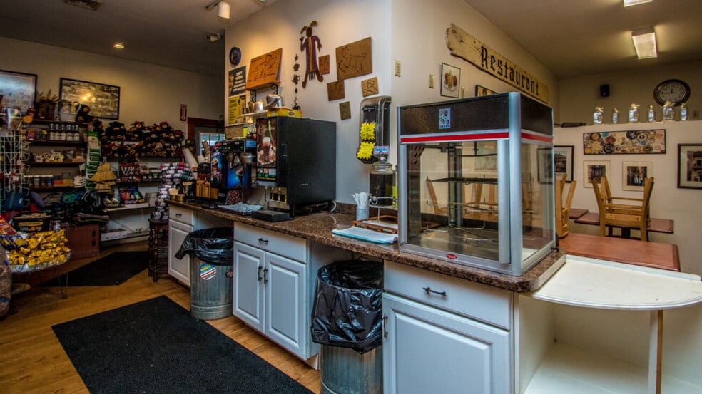 More Photos Of 1279 US-302 Rt, Bartlett General Retail For Sale