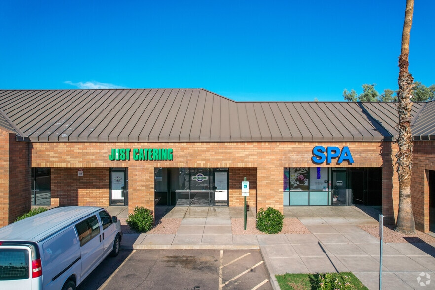 More Photos Of S Gilbert Rd @ E Southern Ave, Mesa Unknown For Lease