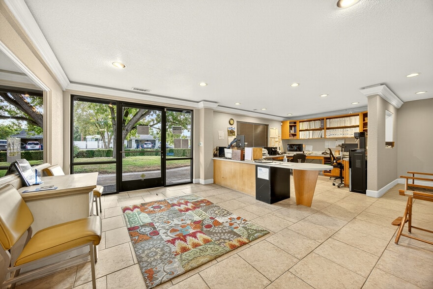 More Photos Of 3100 Merriman Rd, Medford Light Distribution For Sale